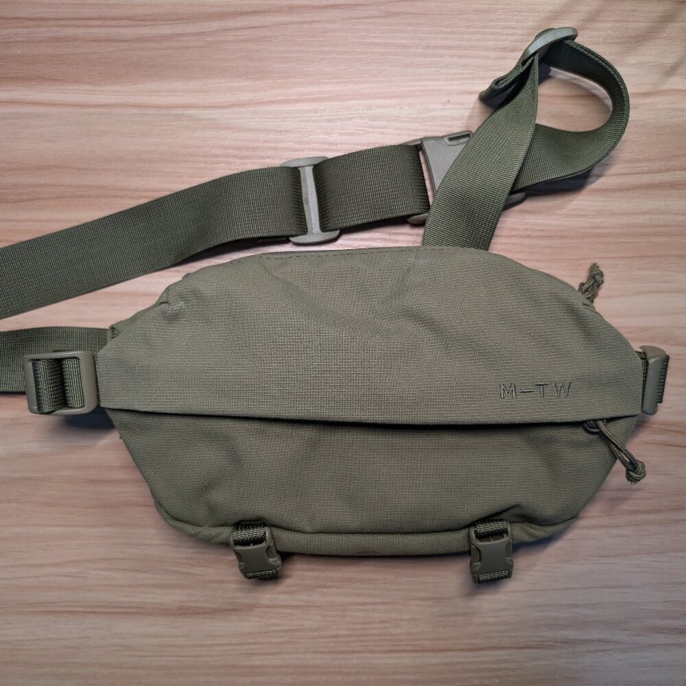 Moment | Fanny Sling 2L - Olive Green